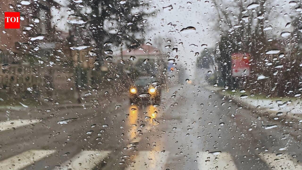 IMD flags heavy to very heavy rain across several states; what travellers need to know