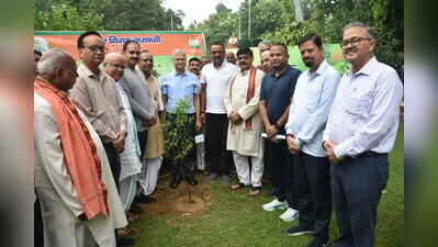 BHU launches plantation drive with 5K saplings under 'Ek Ped Maa Ke Naam’
