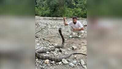 Buxar’s ‘Snake Man’ devotes his life to rescuing reptiles and people