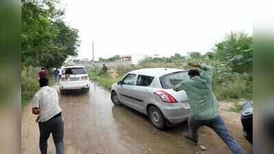 CJP team attacked during visit to city govt school, FIRs filed