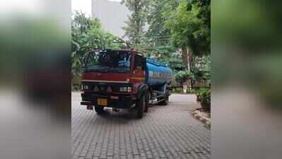 3 days on, tempers rise a water shortage hits Gurgaon highrise