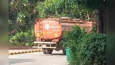 3 days on, tempers rise a water shortage hits Gurgaon highrise