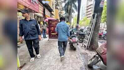 Vimannagar residents fume as unauthorised outlets choke crucial road