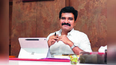 In TN assembly: Sparks fly as current and former electricity minister clash over issues in department