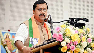BJP chief Nitin Nabin holds first meet with new team ahead of polls