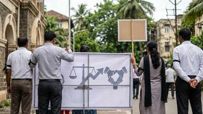 Maharashtra court employees announce statewide agitation over pay scale