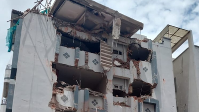 2 dead as 7-storey under construction building collapses in Hyderabad