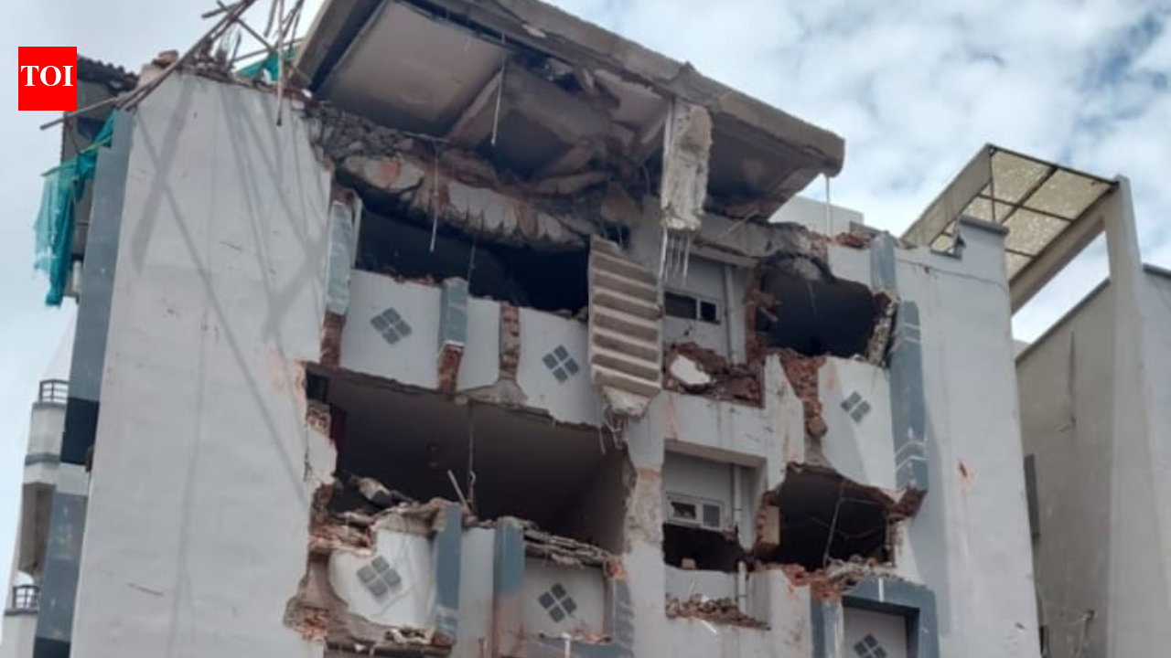 2 dead as 7-storey under construction building collapses in Hyderabad
