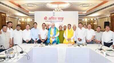 Shah holds Gorkhaland meet, says new panel will draft political solution afresh
