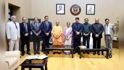 Information commissioners brief CM on disposal of pending cases