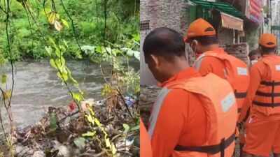 Delhi teen falls into open drain while chasing kite, search operation underway