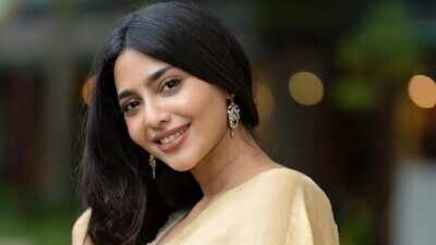 'Gatta Kushti' actress Aishwarya Lekshmi's parents wanted her to marry a doctor, had 1 kg gold ready for her wedding, reveals director Allepey Ashraf