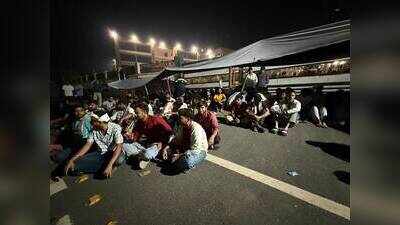 CUJ students protest proposed mess fee hike in Ranchi, two start indefinite fast