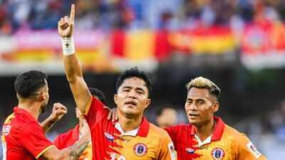 East Bengal humiliate Mohun Bagan 4-1 to lift record-equalling 17th Durand Cup, Lalrindika stars with hat-trick