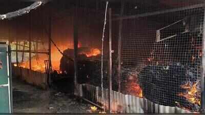 Fire breaks out in godown in Kumarapalayam, goods worth lakhs destroyed