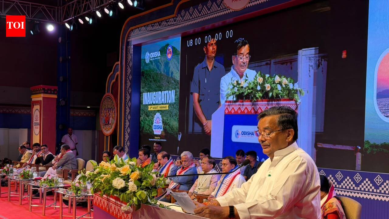 Tourism min invites Odisha govt to explore opportunities in Kashi