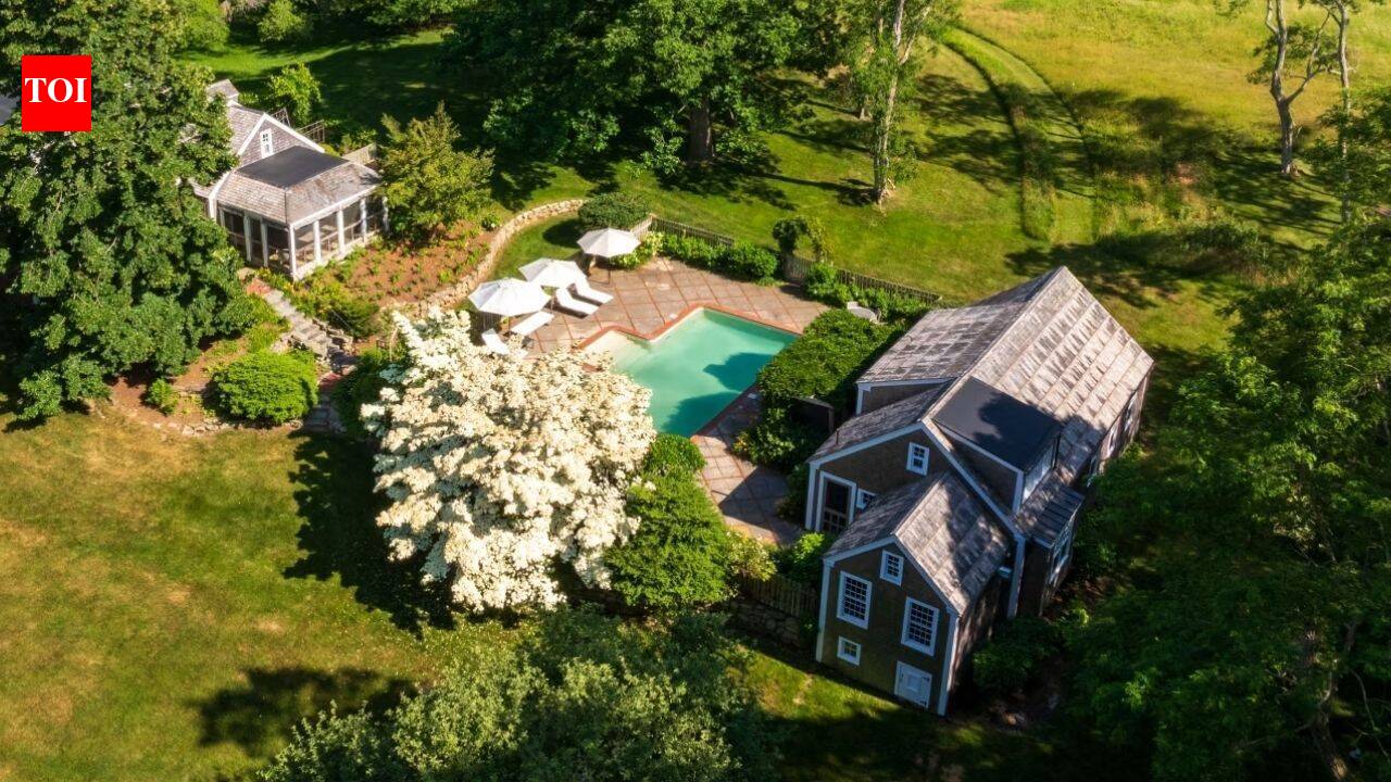Arthur creator Marc Brown sells Martha’s Vineyard home for $6.4 million after 37 years