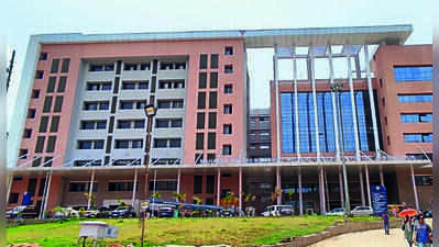 Jamshedpur medical college makes uniforms compulsory for on-duty doctors, staff