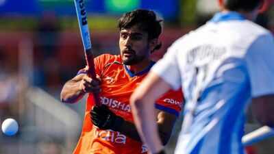 India's  2026 Hockey World Cup semi-final race ends with 3-5 loss to Argentina