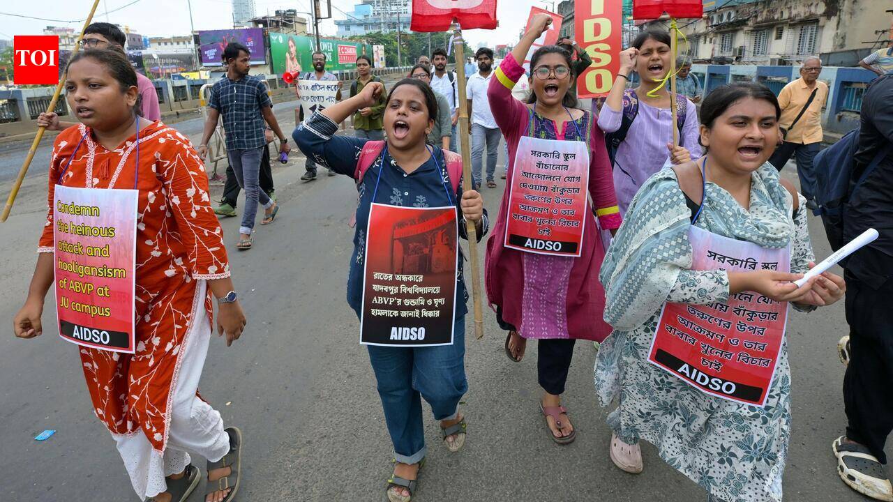 Left unions rally in Kol, demand action over JU violence