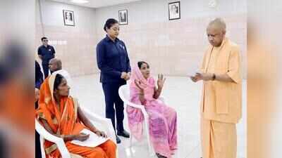 Yogi orders quick action on complaints