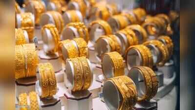 Gold hits Rs 1.7L/10g in Ahmedabad festive demand faces price pressure