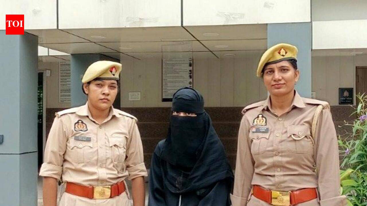 Woman spikes kheer, steals Rs 7 lakh valuables from landlord's house in Ghaziabad