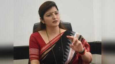 Former chairperson of the Maharashtra State Women’s Commission Rupali Chakankar files defamation case