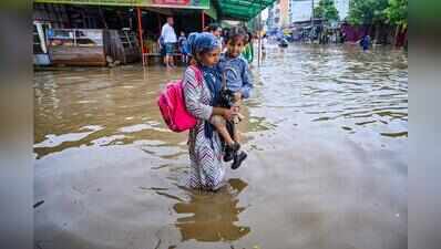 Horrifying to the core, say parents as school buses stuck on flooded Gurgaon roads, kids trapped inside