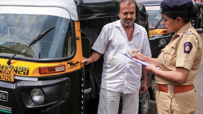 PIL in Bombay HC challenges Maharashtra's Marathi rule for cab, auto drivers