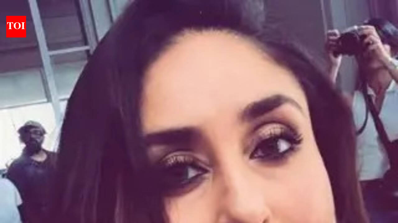 Kareena Kapoor posts selfie from her day at work