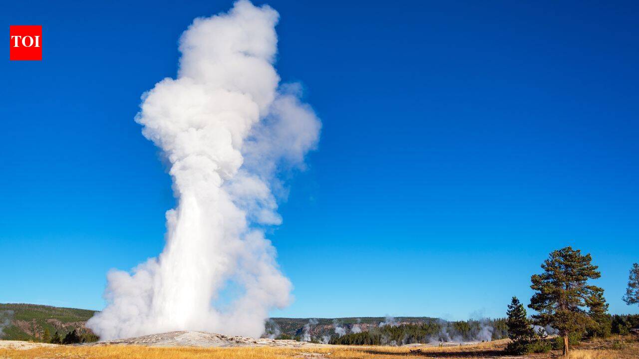 Scientists uncover huge underground reservoir beneath Yellowstone’s Old Faithful