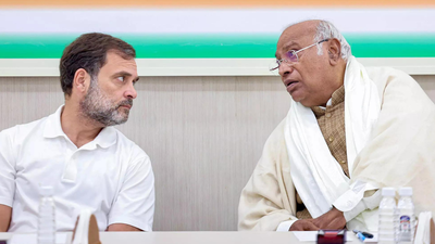 Kharge-Rahul tell PM: caste census method flawed, data would be useless