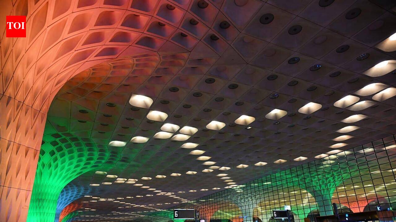 Father-son duo assault guard at Mumbai airport for stopping their tourist bus plying in wrong direction; FIR filed