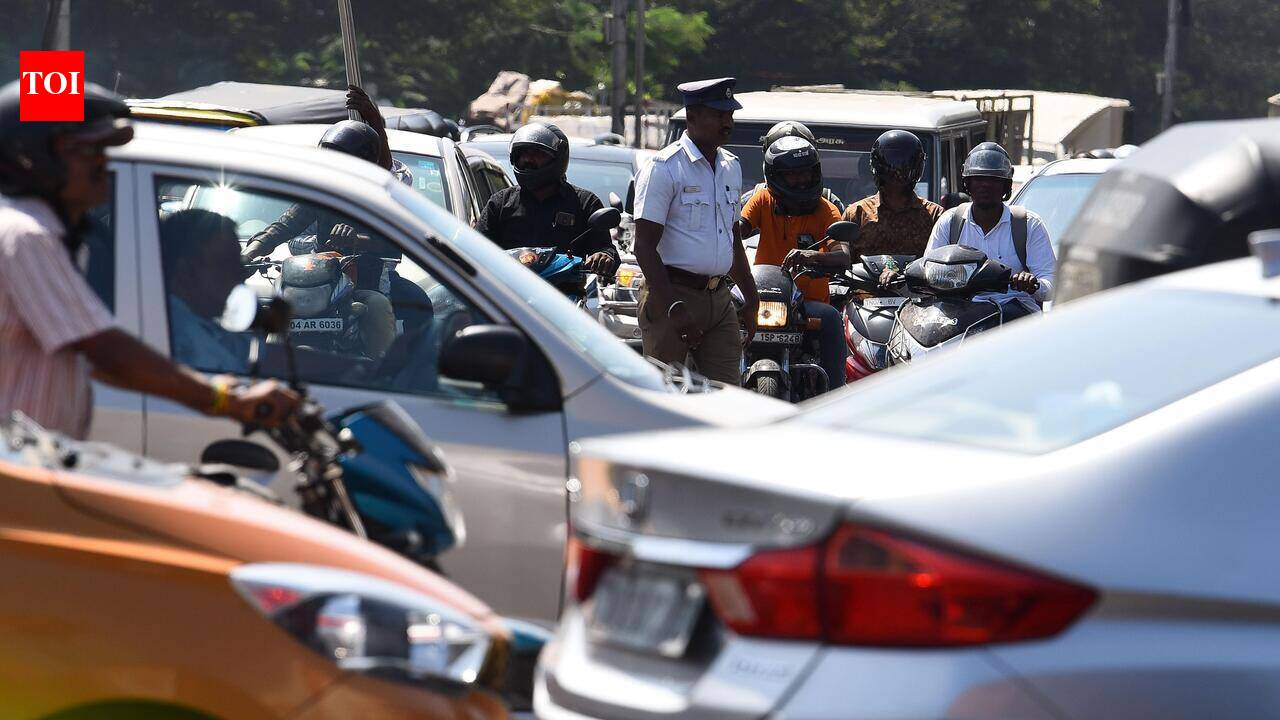 For Chennai commuters, last-mile travel costs more than rail or bus fare, exposes gap in Chennai’s feeder network