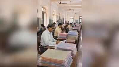 Gujarat govt to phase out plastic files, folders in offices