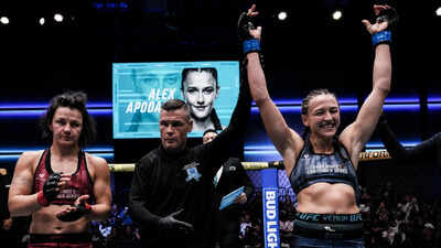<b>UFC DWCS -6000 favorite Bella Mir suffers her first MMA loss in 6 years to Alex Apodaca in massive upset</b>