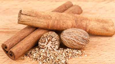 Cinnamon and Nutmeg: Simple step-by-step guide to making an organic and environmentally friendly room freshener