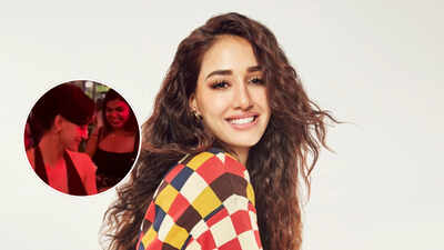 Disha Patani's 'Sheila Ki Jawani' dance steals the show at 'Awarapan 2' success party; video goes viral