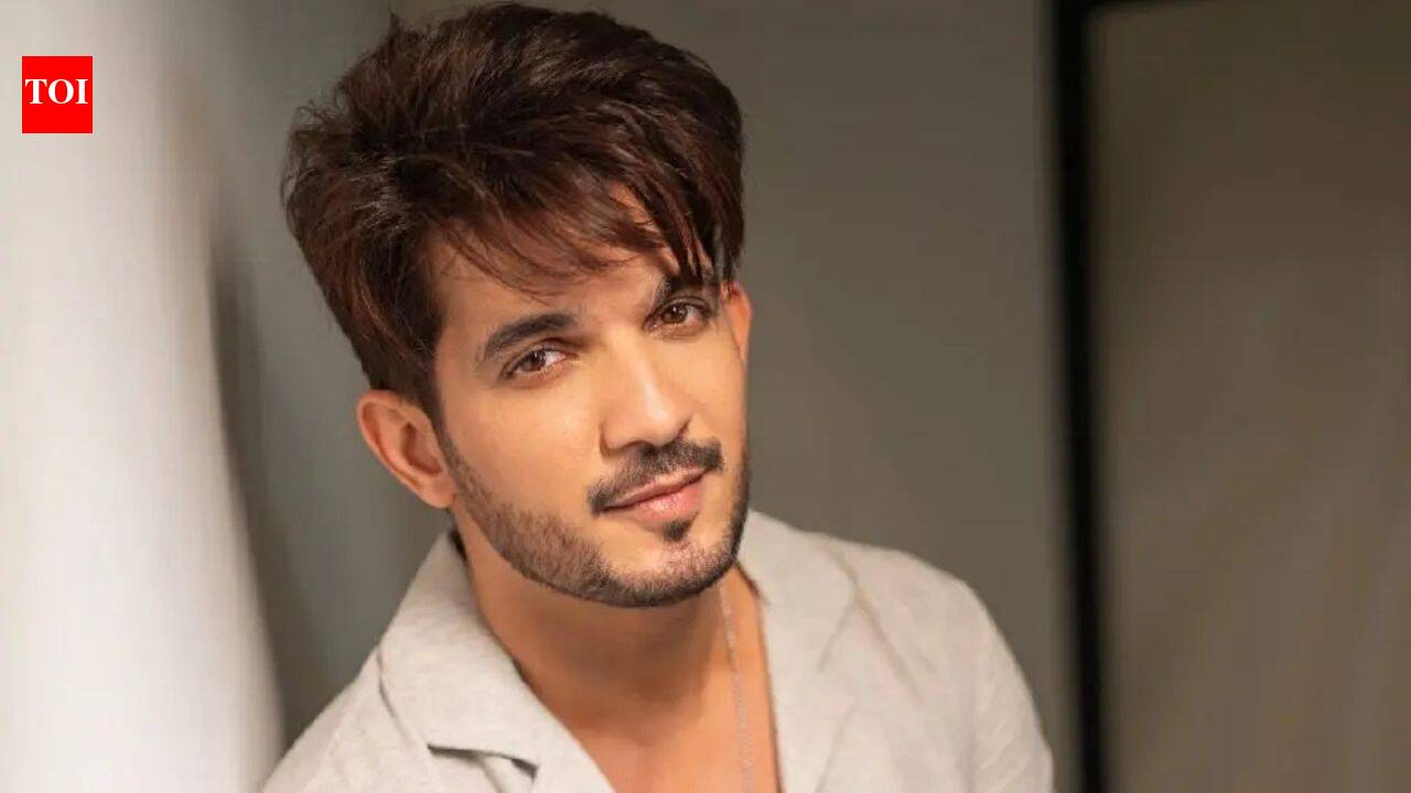 Arjun Bijlani reveals how losing their father strengthened his bond with brother