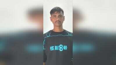 Man kicked off moving local train in Mumbai after door-blocking tiff, suffers injuries; GRP arrest co-passenger
