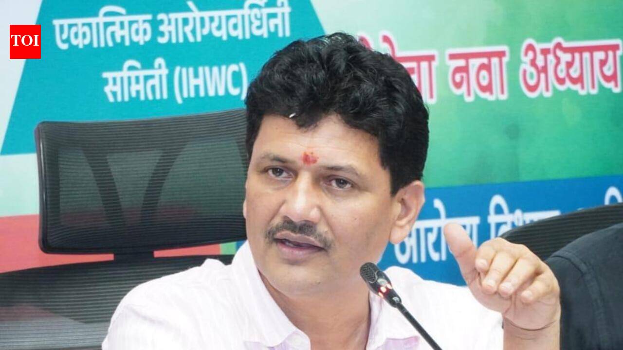 Maharashtra health minister orders action against 10 officers & staffers over lapses in govt health facilities in Nashik & Dhule