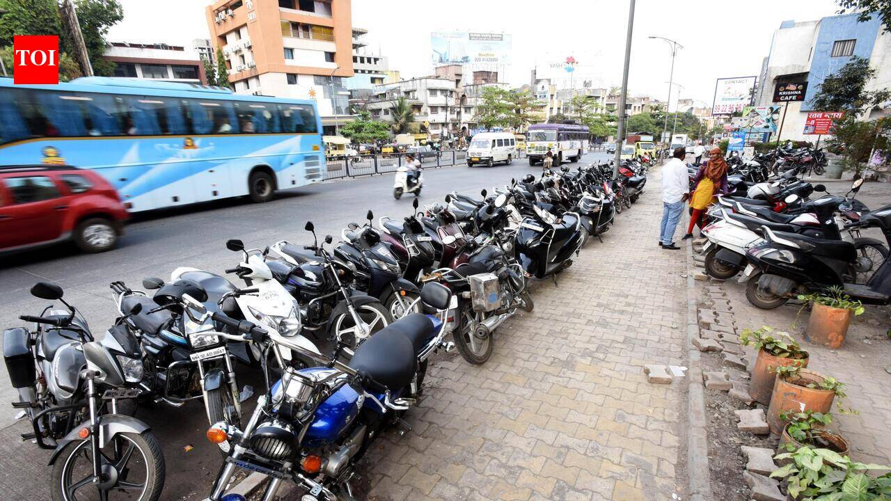 Pune: Corporators say PMC to blame for serious parking shortage in city