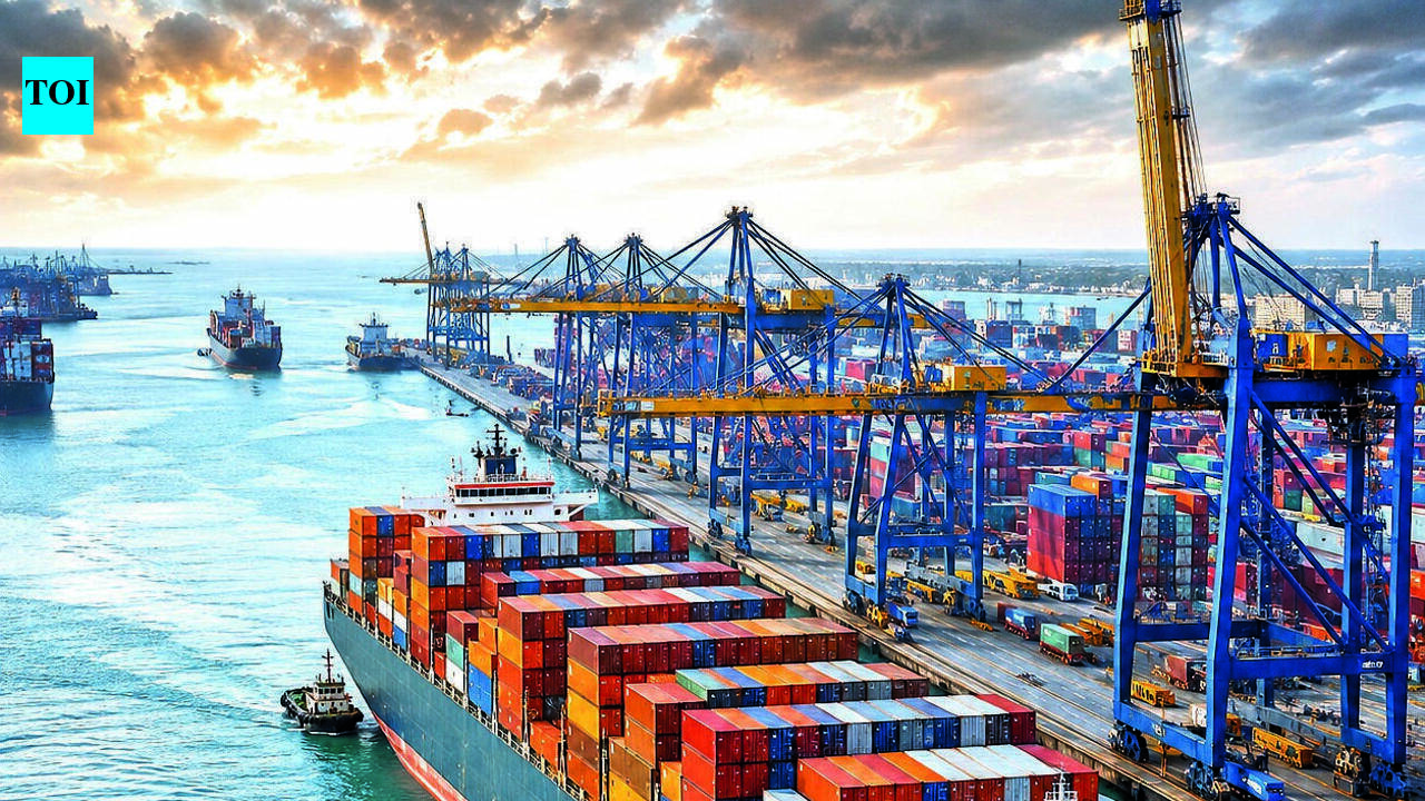Ocean freight rates to US hit $10,000