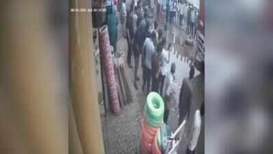 Truck mows down 2 Faridabad cops on patrol bike