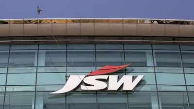 JSW and SAIC discuss capital infusion to scale MG capacity