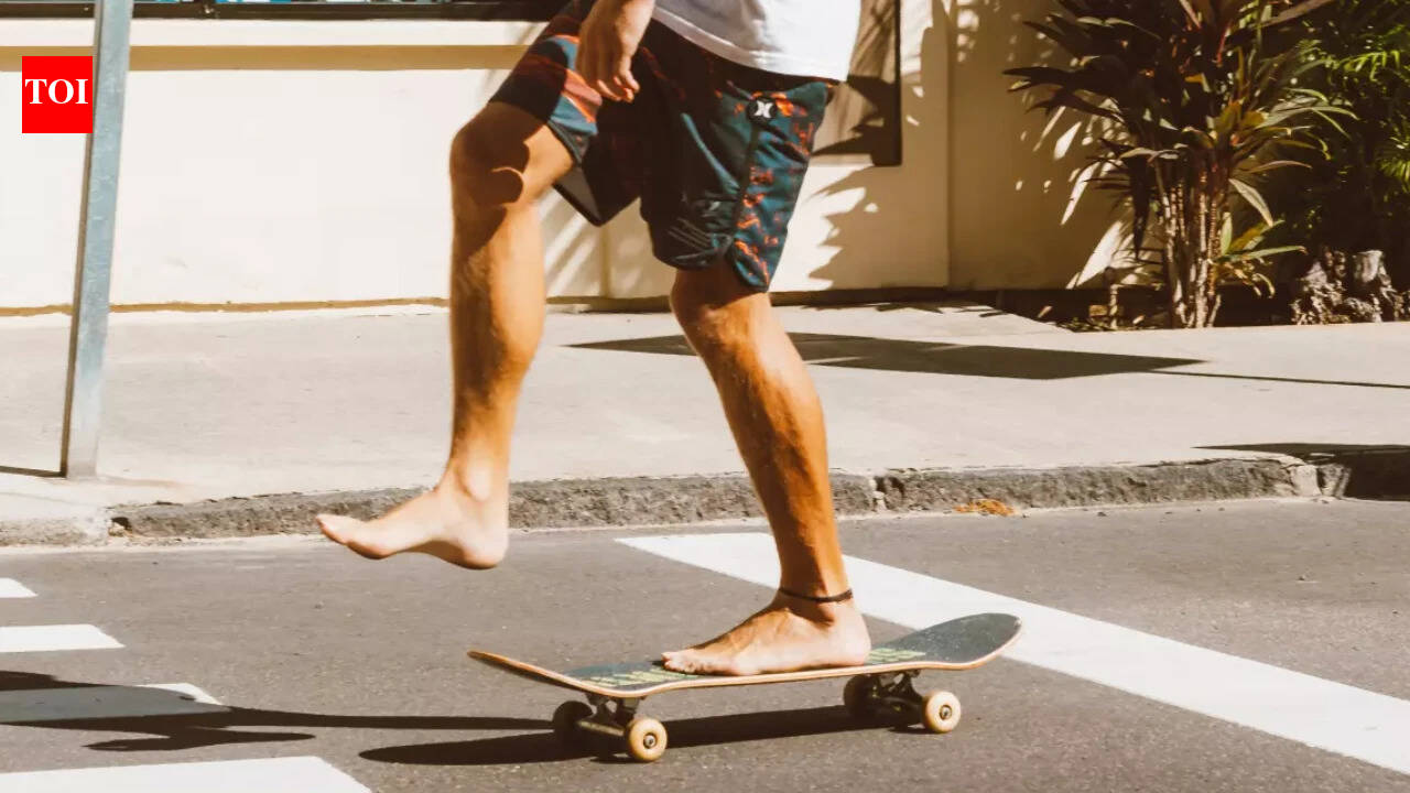 From Tokyo to London, heatwaves send men to work in shorts