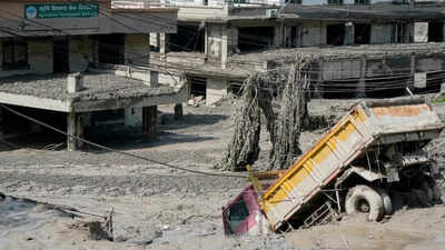 Nepal floods: No contact with 288 Indians in Nepal, another 200 stranded on China side - key points
