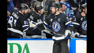 What did Victor Hedman reveal about leaving Tampa Bay Lightning before NHL playoff games against Montreal Canadiens