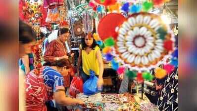 Standing committee reviews plans forAhmedabad Shopping Festival